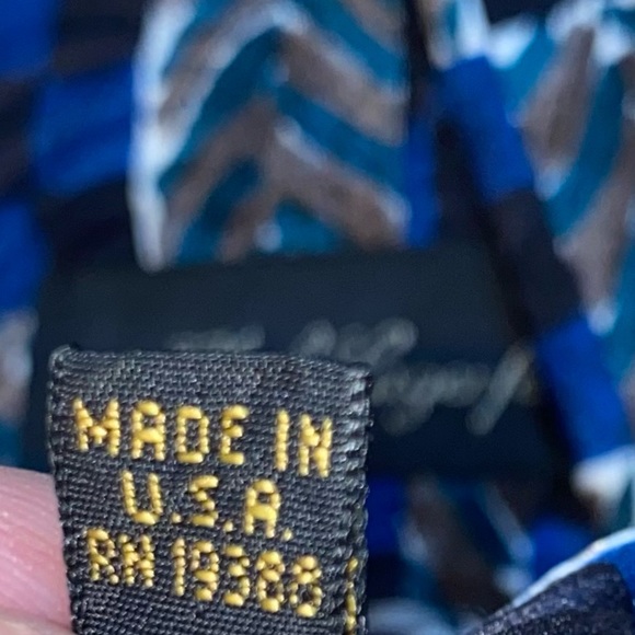 Karl Lagerfeld Silk Tie - Picture 6 of 6